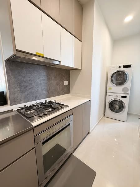 Casa Al Mare, 75 Jalan Loyang Besar, 3 Bedrooms, 1,098 sqft, Apartment For Sale, by Gary Ong, 500231267 - Kitchen - PropertyGuru.com.sg