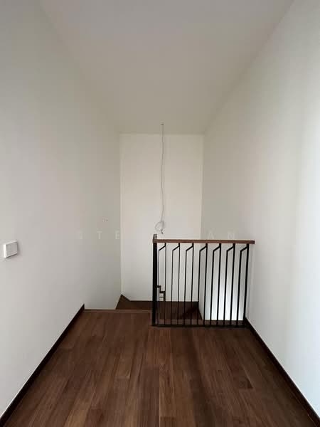 Parksuites, 18 Holland Grove Road, 2 Bedrooms, 1,098 sqft, Condominium For Sale, by Steve Tan, 500231274 - Interior - PropertyGuru.com.sg