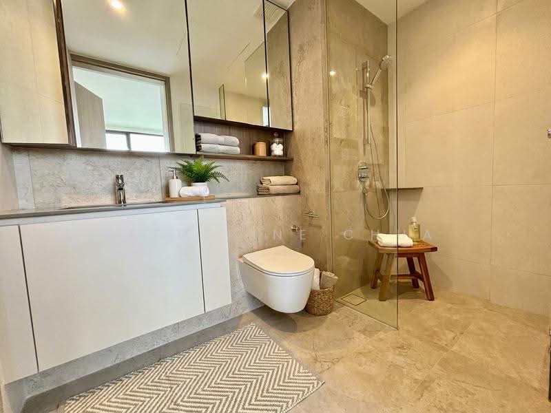 Norwood Grand, Admiralty / Woodlands, 2 Bedrooms, 710 sqft, Condominium For Rent, by Catherine Chua, 500231276 - Master Bath - PropertyGuru.com.sg
