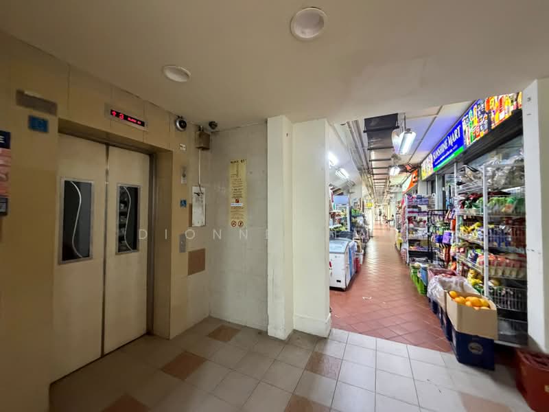 60 Telok Blangah Heights, 60 Telok Blangah Heights, 3 Bedrooms, 871 sqft, HDB Flat For Sale, by Dionne Seah, 500231277 - Corridor - PropertyGuru.com.sg