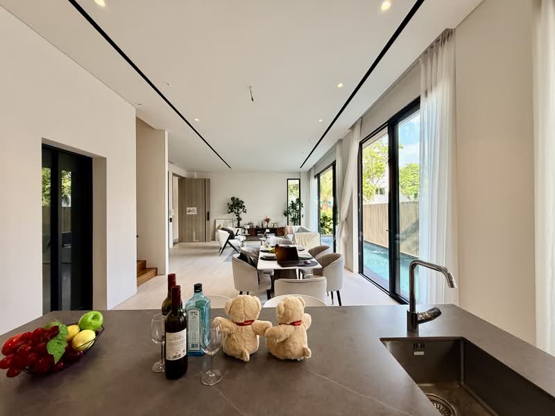 ★Eminence Landed★ Hillcrest, Watten, Greenmead, Raffles Girls Pri, , 6 Bedrooms, 6,702 sqft, Semi-Detached House For Sale, by Eliza Tan, 500231279 - Living Room - PropertyGuru.com.sg