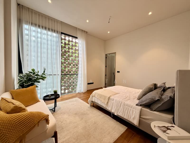 ★Eminence Landed★ Hillcrest, Watten, Greenmead, Raffles Girls Pri, , 6 Bedrooms, 6,702 sqft, Semi-Detached House For Sale, by Eliza Tan, 500231279 - Bedroom - PropertyGuru.com.sg