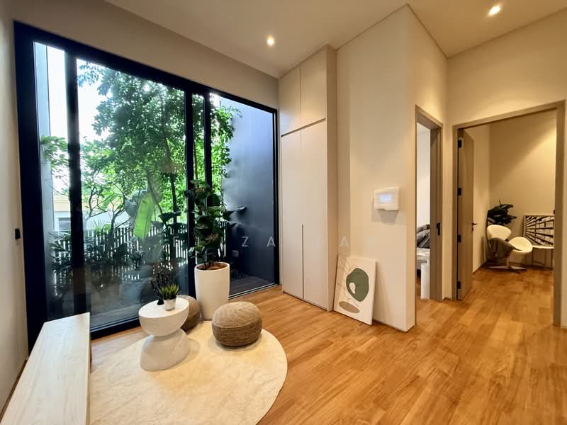 ★Eminence Landed★ Hillcrest, Watten, Greenmead, Raffles Girls Pri, , 6 Bedrooms, 6,702 sqft, Semi-Detached House For Sale, by Eliza Tan, 500231279 - Living Room - PropertyGuru.com.sg