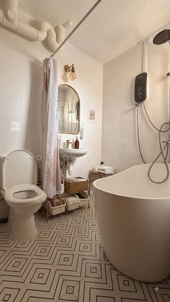 130 Bedok Reservoir Road, 130 Bedok Reservoir Road, 3 Bedrooms, 1,539 sqft, HDB Flat For Sale, by Ong Kwei Huat, 500231288 - Master Bathroom - PropertyGuru.com.sg