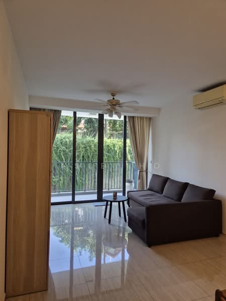My Manhattan, 35 Simei Street 3, 2 Bedrooms, 880 sqft, Condominium For Rent, by Asley Ho, 500231289 - Living Room - PropertyGuru.com.sg