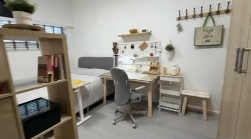 Calin Mansions, 30 Lorong 33 Geylang, Room Rental, 125 sqft, Apartment For Rent, by Elaine Tay, 500231290 - Bedroom - PropertyGuru.com.sg