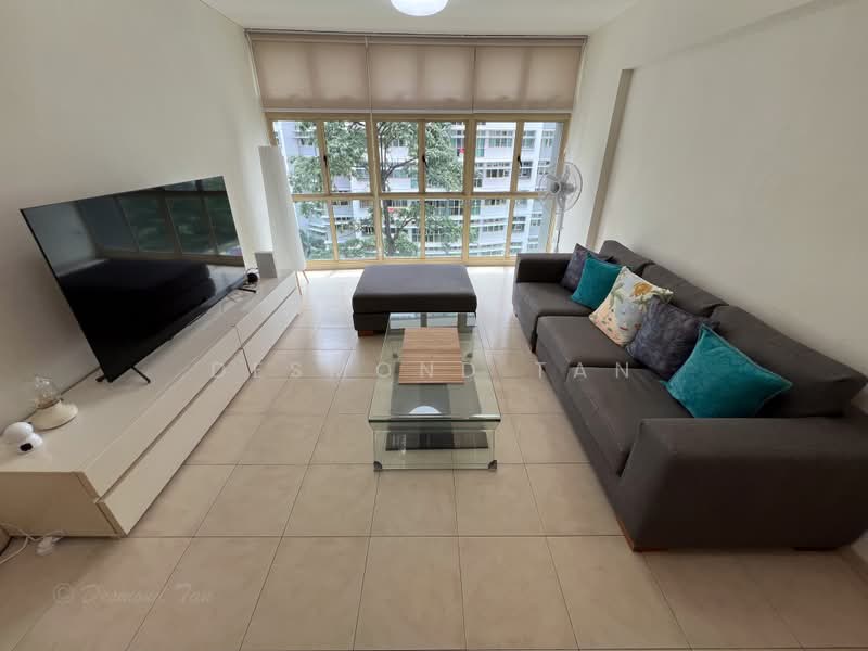 116 Edgefield Plains, 116 Edgefield Plains, 4 Bedrooms, 1,399 sqft, HDB Flat For Rent, by Desmond Tan, 500231291 - Living Room - PropertyGuru.com.sg