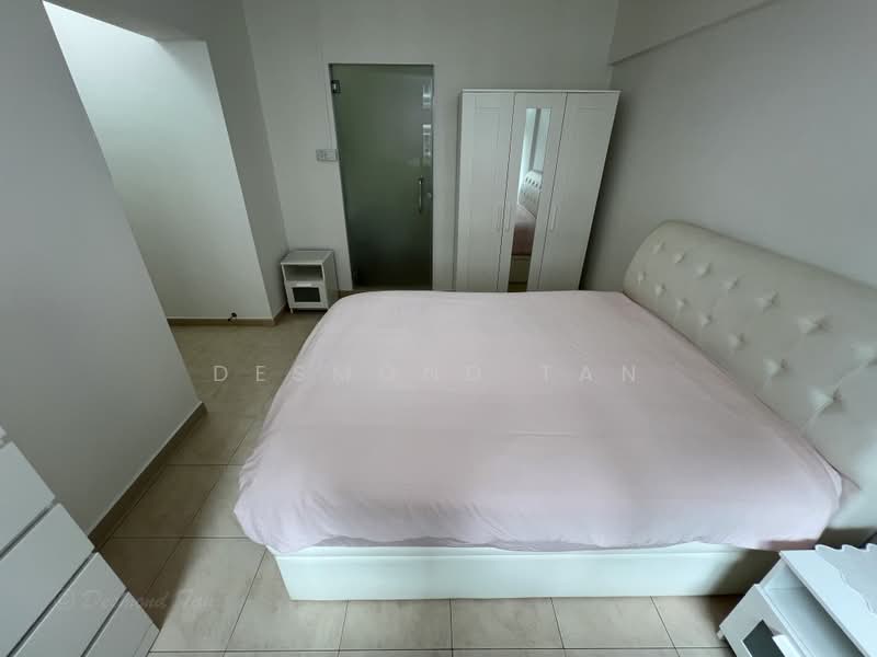 116 Edgefield Plains, 116 Edgefield Plains, 4 Bedrooms, 1,399 sqft, HDB Flat For Rent, by Desmond Tan, 500231291 - Master Bedroom - PropertyGuru.com.sg