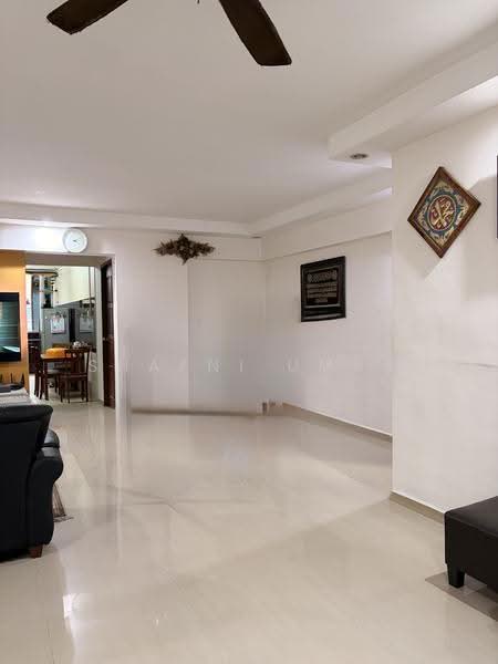 115 Yishun Ring Road, 115 Yishun Ring Road, Sembawang / Yishun, 3 Bedrooms, 1,119 sqft, HDB Flat For Sale, by SHAFNI UMAR, 500231311 - Living Room - PropertyGuru.com.sg