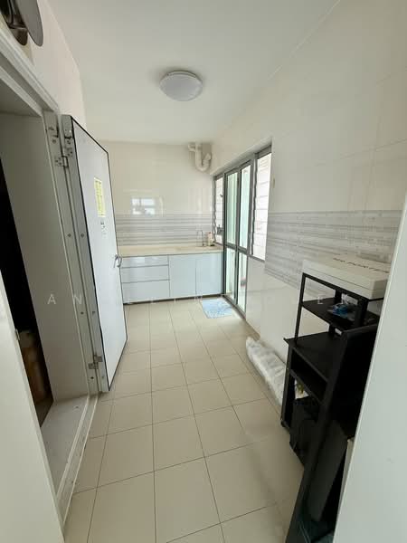 440B Clementi Avenue 3, 440B Clementi Avenue 3, 2 Bedrooms, 743 sqft, HDB Flat For Sale, by Angeline Quek, 500231313 - Kitchen - PropertyGuru.com.sg