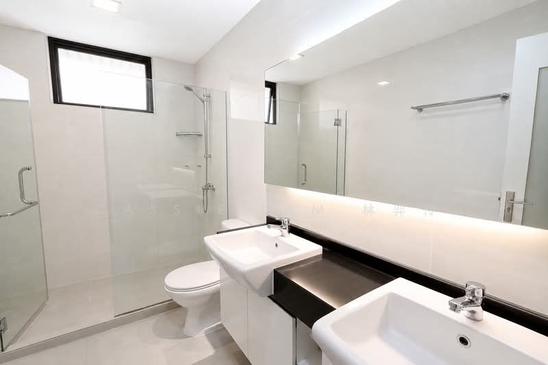 Yong An Park, 325 River Valley Road, 3 Bedrooms, 1,765 sqft, Condominium For Sale, by Cassie Lam 林羿伶, 500231315 - Bathroom - PropertyGuru.com.sg