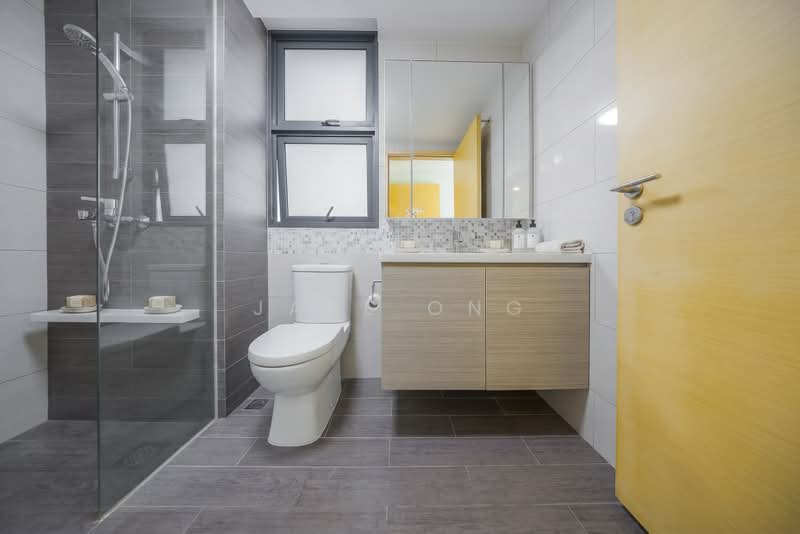 The Rainforest, 331 Choa Chu Kang Avenue 3, 3 Bedrooms, 958 sqft, Executive Condominium For Sale, by Jake Ong, 500231319 - Bathroom - PropertyGuru.com.sg