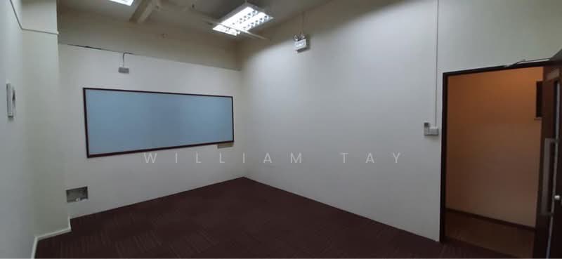 Midview City, 40 Sin Ming Lane, 1,496 sqft, Light Industrial (B1) For Sale, by William Tay, 500231331 - CommercialGuru.com.sg