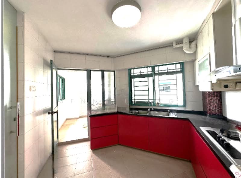 BLK 453 CHOA CHU KANG AVENUE 4, , 4 Bedrooms, 1,528 sqft, HDB Flat For Sale, by Jenna Leong, 500231332 - Kitchen - PropertyGuru.com.sg