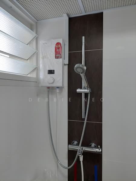 41A Margaret Drive, 41A Margaret Drive, Room Rental, 150 sqft, HDB Flat For Rent, by Debbie Neo, 500231333 - Bathroom - PropertyGuru.com.sg