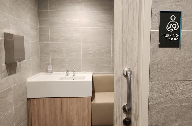 Alexandra Point, 438 Alexandra Road, 4,898 sqft, Office For Rent, by Wendy W, 500231340 - Bathroom - CommercialGuru.com.sg