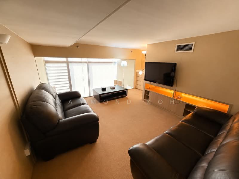The Central, 8 Eu Tong Sen Street, 816 sqft, Office For Rent, by Raymond Koh, 500231343 - Living Room - CommercialGuru.com.sg