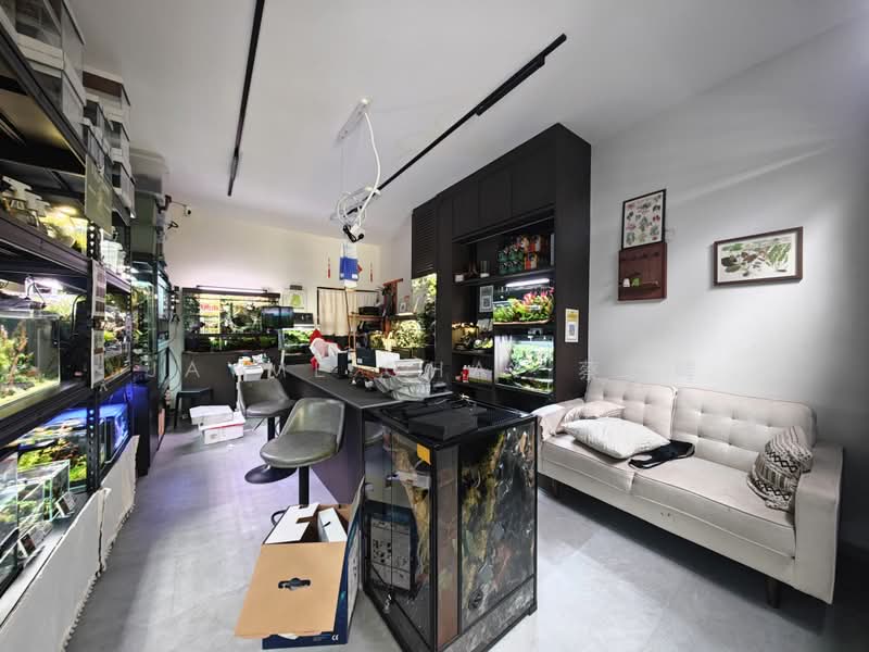 Renovated Shophouse along Geylang Road, Geylang Road, Eunos / Geylang / Paya Lebar, 550 sqft, Shop / Shophouse For Rent, by Jayme Chai 蔡佳娉, 500231356 - Living Room - CommercialGuru.com.sg
