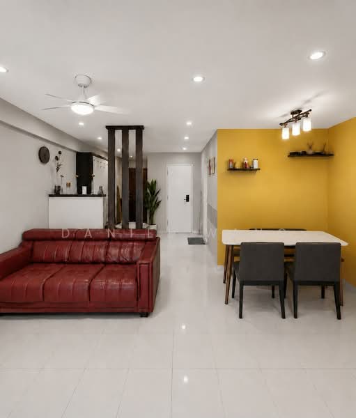 184 Jelebu Road, 184 Jelebu Road, 3 Bedrooms, 1,205 sqft, HDB Flat For Sale, by Daniel Wang, 500231357 - Living Room - PropertyGuru.com.sg