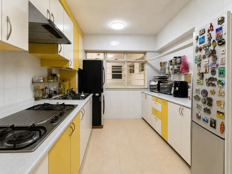 184 Jelebu Road, 184 Jelebu Road, 3 Bedrooms, 1,205 sqft, HDB Flat For Sale, by Daniel Wang, 500231357 - Kitchen - PropertyGuru.com.sg
