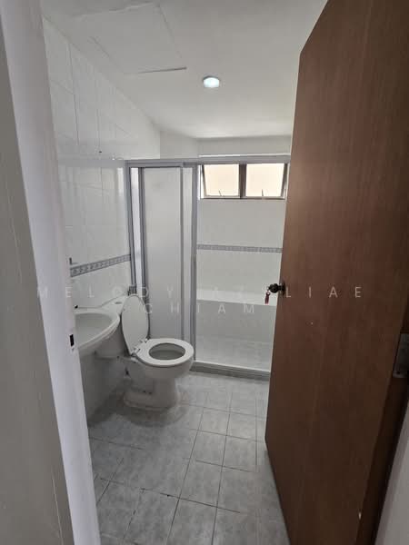 Bayshore Park, 62 Bayshore Road, Room Rental, 100 sqft, Condominium For Rent, by Melody Azyliae Chiam, 500231362 - Bathroom - PropertyGuru.com.sg