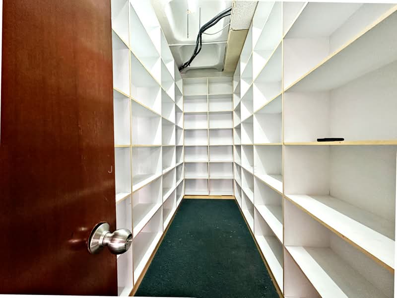 Valiant Industrial Building, 30 Kallang Pudding Road, 3,476 sqft, Light Industrial (B1) For Rent, by Jimson Neo, 500231365 - Interior - CommercialGuru.com.sg