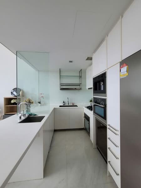 Altez, 16 Enggor Street, 3 Bedrooms, 1,561 sqft, Condominium For Sale, by Sally Ong, 500231384 - Kitchen - PropertyGuru.com.sg