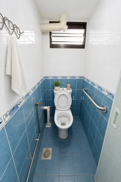 72 Geylang Bahru, 72 Geylang Bahru, 2 Bedrooms, 635 sqft, HDB Flat For Sale, by Zhi Sheng, 500231385 - Bathroom - PropertyGuru.com.sg