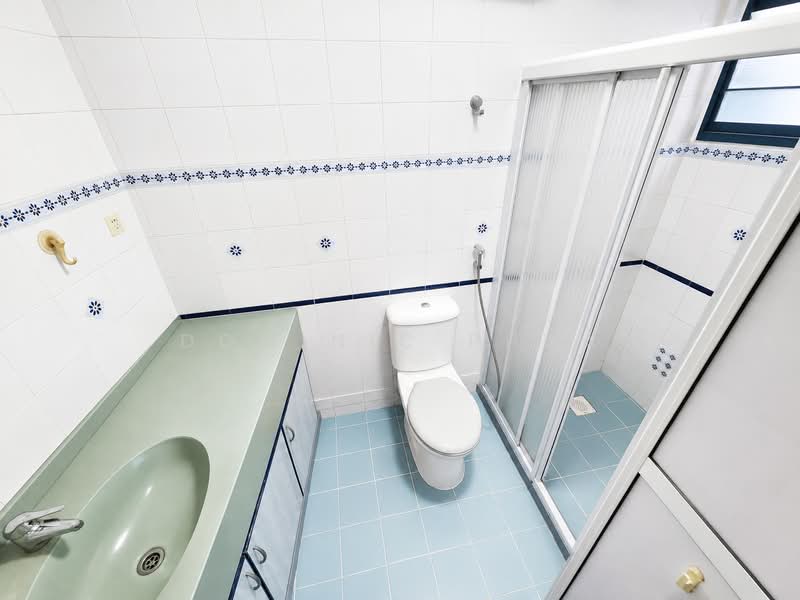 468B Admiralty Drive, 468B Admiralty Drive, 3 Bedrooms, 1,270 sqft, HDB Flat For Sale, by Dominic Phua, 500231386 - Bathroom - PropertyGuru.com.sg