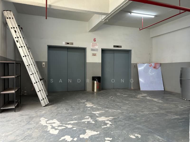 Alpha Building, 45 Kallang Pudding Road, Macpherson / Potong Pasir, 711 sqft, Light Industrial (B1) For Rent, by Sandra Ong, 500231387 - Corridor - CommercialGuru.com.sg