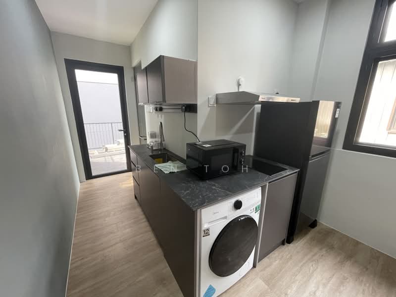349 Changi Road, Changi Road, Studio, 400 sqft, Walk-up Apartment For Rent, by Ben Toh, 500231396 - Kitchen - PropertyGuru.com.sg