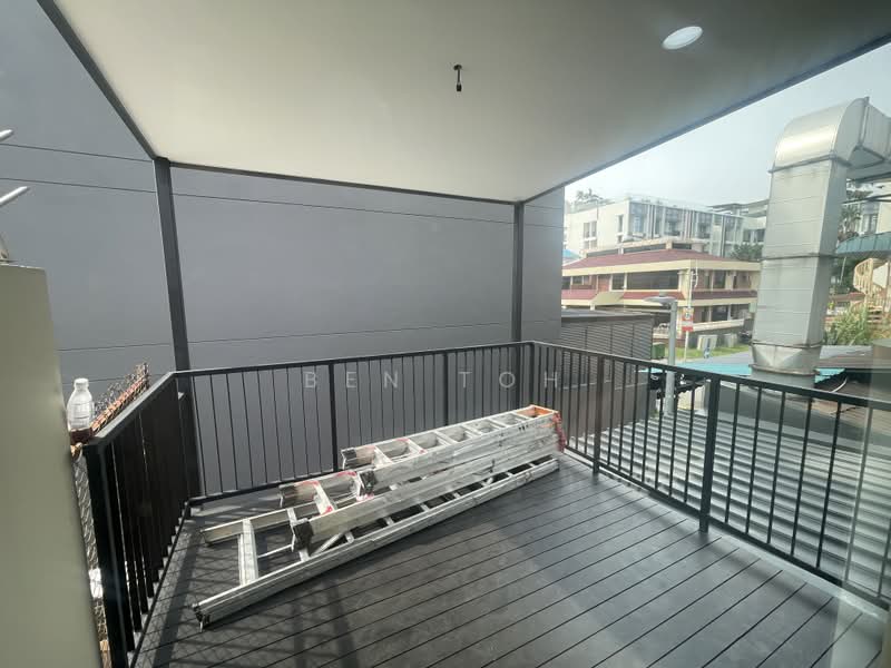 349 Changi Road, Changi Road, Studio, 400 sqft, Walk-up Apartment For Rent, by Ben Toh, 500231396 - Balcony - PropertyGuru.com.sg