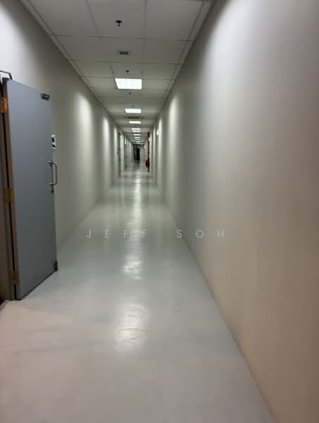 BTH Centre, 23 Serangoon North Avenue 5, Hougang / Punggol / Sengkang, 2,000 sqft, Light Industrial (B1) For Rent, by Jeff Soh, 500231401 - Corridor - CommercialGuru.com.sg