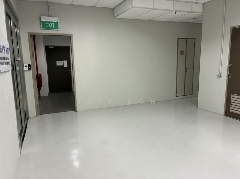 BTH Centre, 23 Serangoon North Avenue 5, Hougang / Punggol / Sengkang, 2,000 sqft, Light Industrial (B1) For Rent, by Jeff Soh, 500231401 - Entrance - CommercialGuru.com.sg