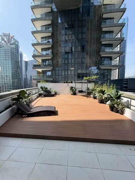 One Shenton, 1 Shenton Way, 4 Bedrooms, 5,350 sqft, Condominium For Sale, by Matthew Lim, 500231402 - Balcony - PropertyGuru.com.sg