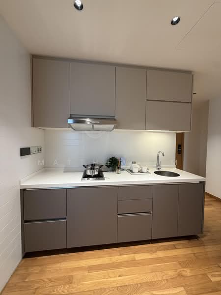 One Shenton, 1 Shenton Way, 4 Bedrooms, 5,350 sqft, Condominium For Sale, by Matthew Lim, 500231402 - Kitchen - PropertyGuru.com.sg