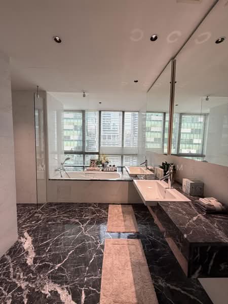 One Shenton, 1 Shenton Way, 4 Bedrooms, 5,350 sqft, Condominium For Sale, by Matthew Lim, 500231402 - Bathroom - PropertyGuru.com.sg