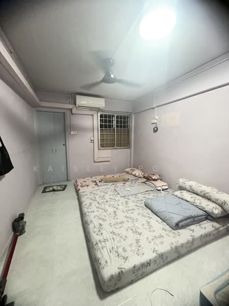 202 Marsiling Drive, 202 Marsiling Drive, 2 Bedrooms, 734 sqft, HDB Flat For Rent, by Kaisley Poon, 500231404 - Bedroom - PropertyGuru.com.sg