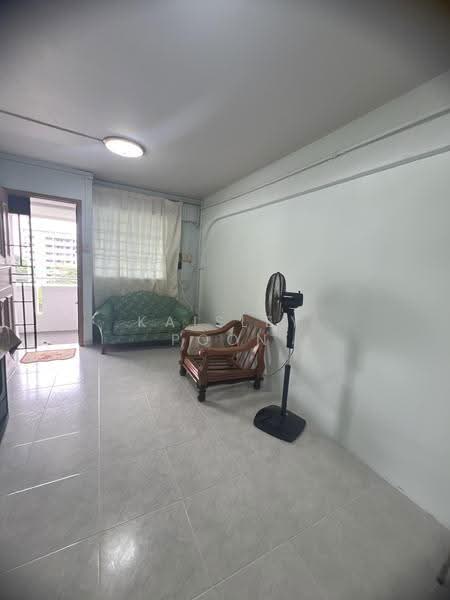 202 Marsiling Drive, 202 Marsiling Drive, Admiralty / Woodlands, 2 Bedrooms, 734 sqft, HDB Flat For Rent, by Kaisley Poon, 500231404 - Living Room - PropertyGuru.com.sg