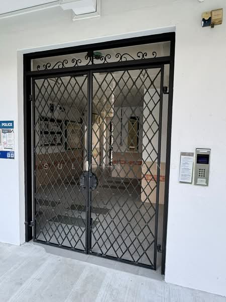 1 Bedok South Avenue 1, 1 Bedok South Avenue 1, Room Rental, 150 sqft, HDB Flat For Rent, by Sulwyn Ong, 500231407 - Entrance - PropertyGuru.com.sg