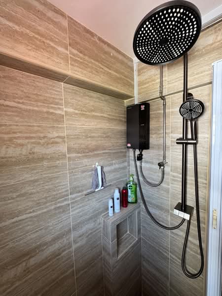 1 Bedok South Avenue 1, 1 Bedok South Avenue 1, Room Rental, 150 sqft, HDB Flat For Rent, by Sulwyn Ong, 500231407 - Bathroom - PropertyGuru.com.sg