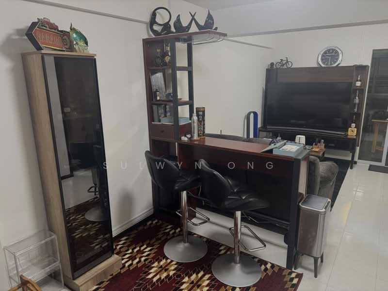1 Bedok South Avenue 1, 1 Bedok South Avenue 1, Room Rental, 150 sqft, HDB Flat For Rent, by Sulwyn Ong, 500231407 - Living Room - PropertyGuru.com.sg