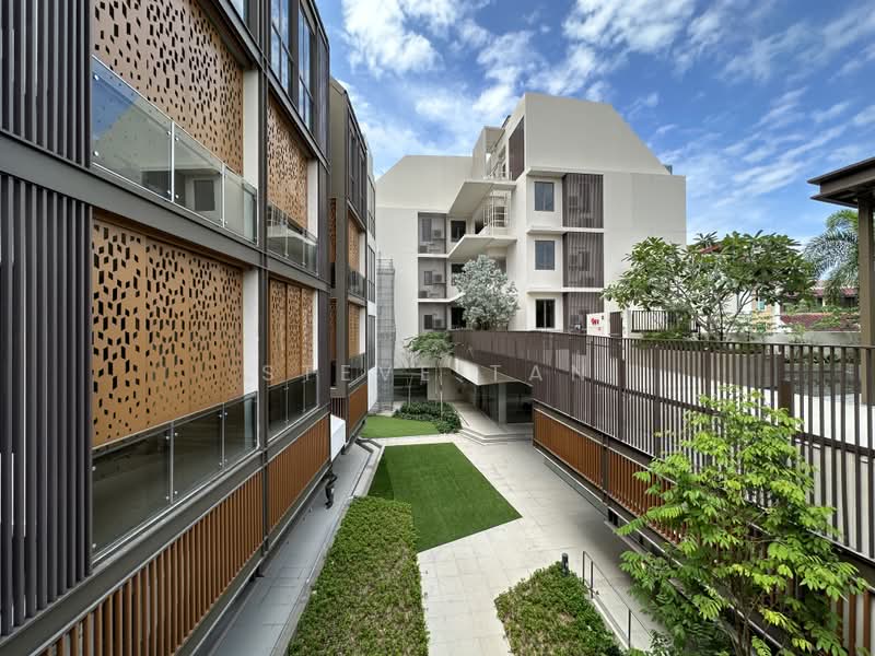 Super Cheap Rare 4 Bedrooms District 10, Tanglin / Holland / Bukit Timah, 4 Bedrooms, 3,068 sqft, Condominium For Sale, by Steve Tan, 500231411 - Exterior - PropertyGuru.com.sg