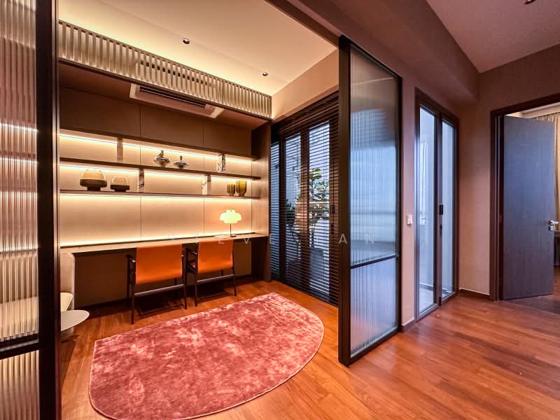 Super Cheap Rare 4 Bedrooms District 10, Tanglin / Holland / Bukit Timah, 4 Bedrooms, 3,068 sqft, Condominium For Sale, by Steve Tan, 500231411 - Study - PropertyGuru.com.sg
