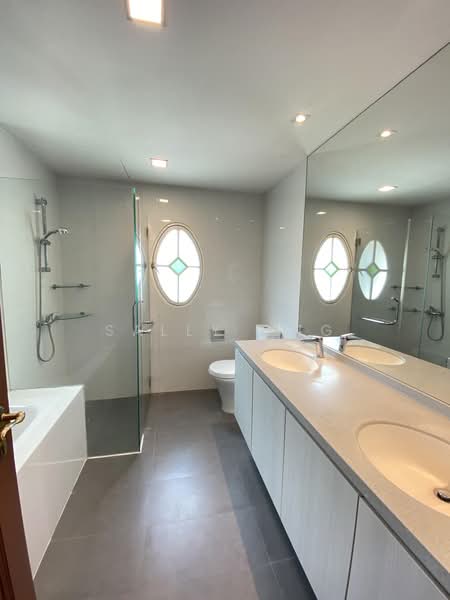 Gentle Villas, Gentle Drive, 5 Bedrooms, 2,900 sqft, Semi-Detached House For Sale, by Sally Ong, 500231416 - Bathroom - PropertyGuru.com.sg