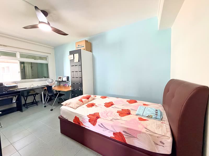 557 Choa Chu Kang North 6, 557 Choa Chu Kang North 6, 4 Bedrooms, 1,572 sqft, HDB Flat For Sale, by Clinton Yew, 500231423 - Bedroom 2 - PropertyGuru.com.sg