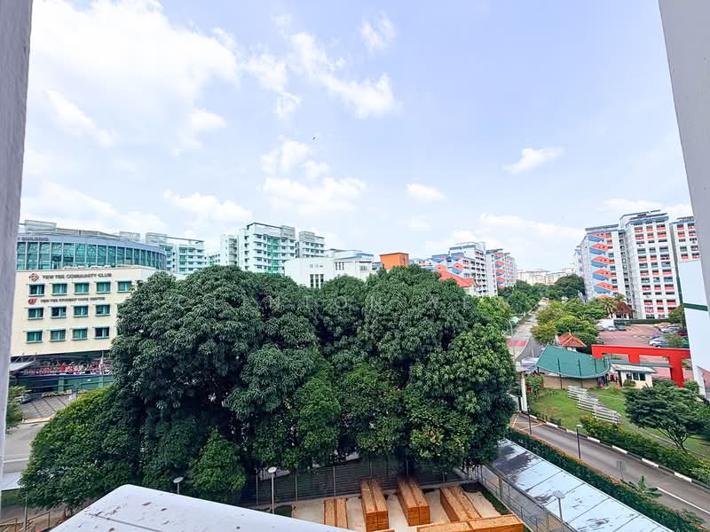 557 Choa Chu Kang North 6, 557 Choa Chu Kang North 6, 4 Bedrooms, 1,572 sqft, HDB Flat For Sale, by Clinton Yew, 500231423 - Exterior - PropertyGuru.com.sg