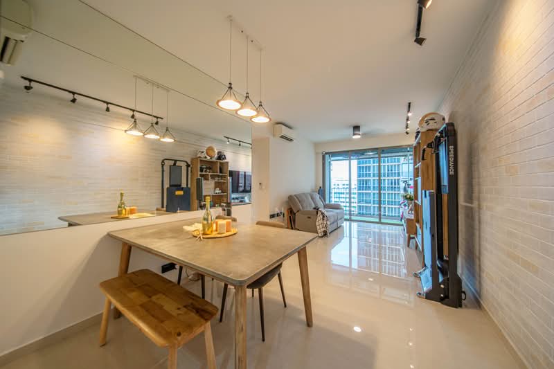 Sol Acres, 8 Choa Chu Kang Grove, 3 Bedrooms, 947 sqft, Executive Condominium For Sale, by Linden Toh, 500231434 - Living Room - PropertyGuru.com.sg