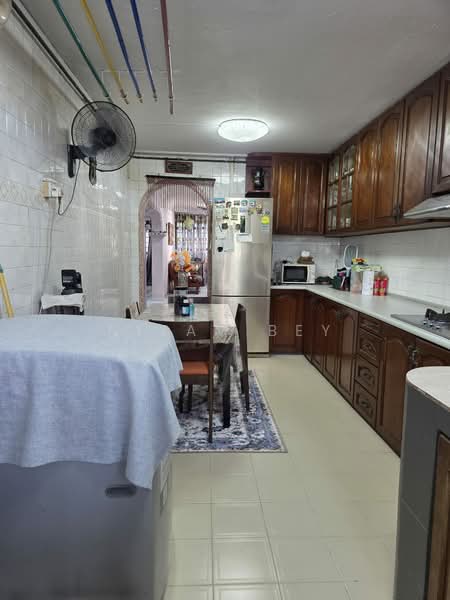 420 Bedok North Street 1, 420 Bedok North Street 1, 2 Bedrooms, 882 sqft, HDB Flat For Sale, by Nizam Bey, 500231444 - PropertyGuru.com.sg
