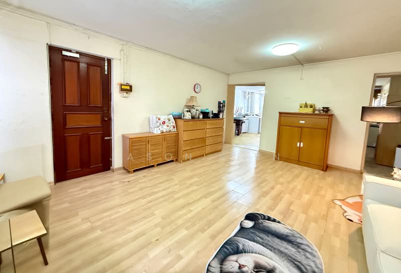 51 New Upper Changi Road, 51 New Upper Changi Road, 3 Bedrooms, 904 sqft, HDB Flat For Sale, by Jason Sern, 500231450 - Living Room - PropertyGuru.com.sg